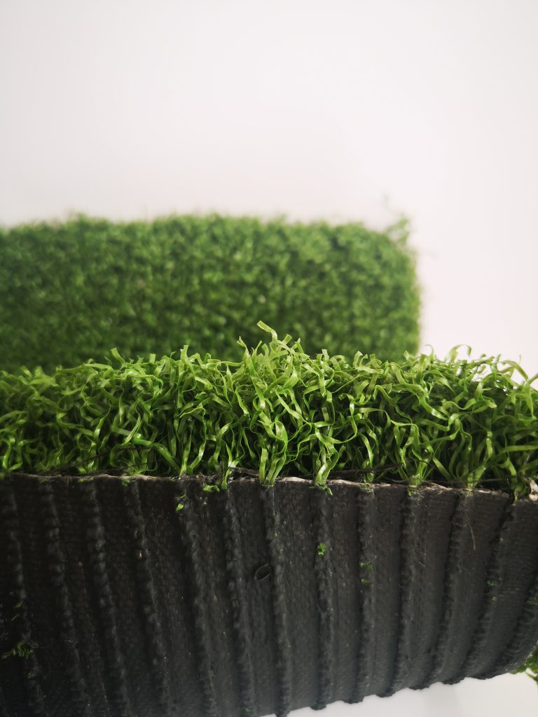 The County 30 Tee Turf (0.8m x 2m) - end cuts